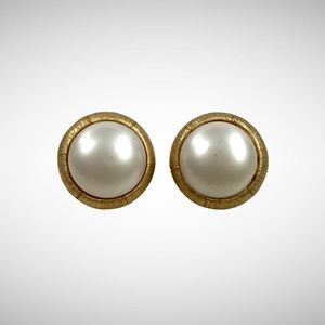 TRIFARI Crown Goldtone Faux Pearl Clip-On Earrings Vtg 50s